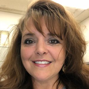 Meet your Posher, Renee